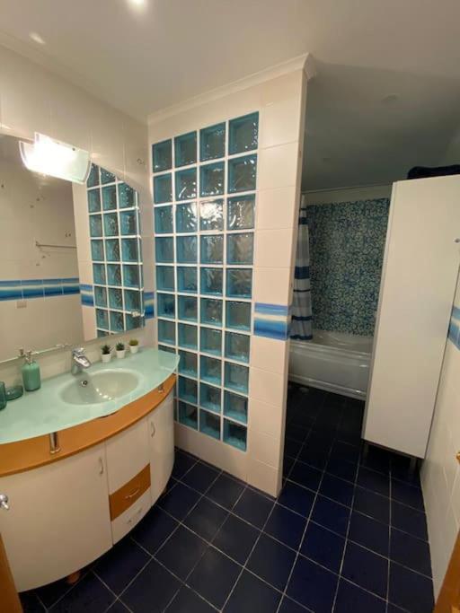 Atlantic Lodge, 1ª Linha De Praia! Коста да Капарика Екстериор снимка
